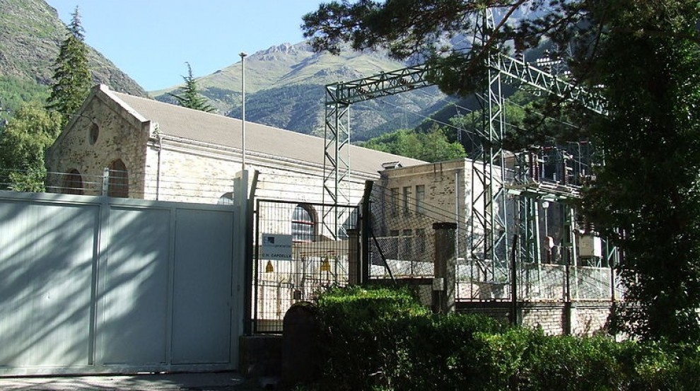 Central hidroelèctrica de Capdella, posada en marxa l'any 1914