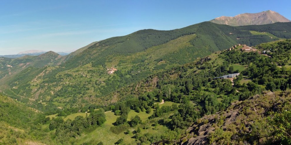 Vista general de Castellnou d'Avellanos