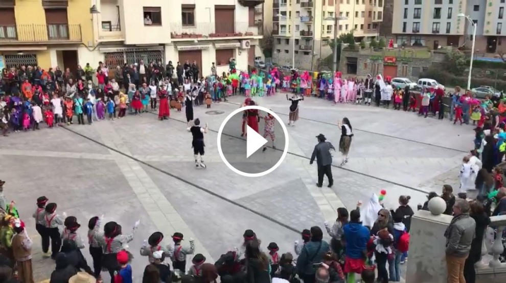 La Passa, un dels actes més populars del Carnaval a Sort