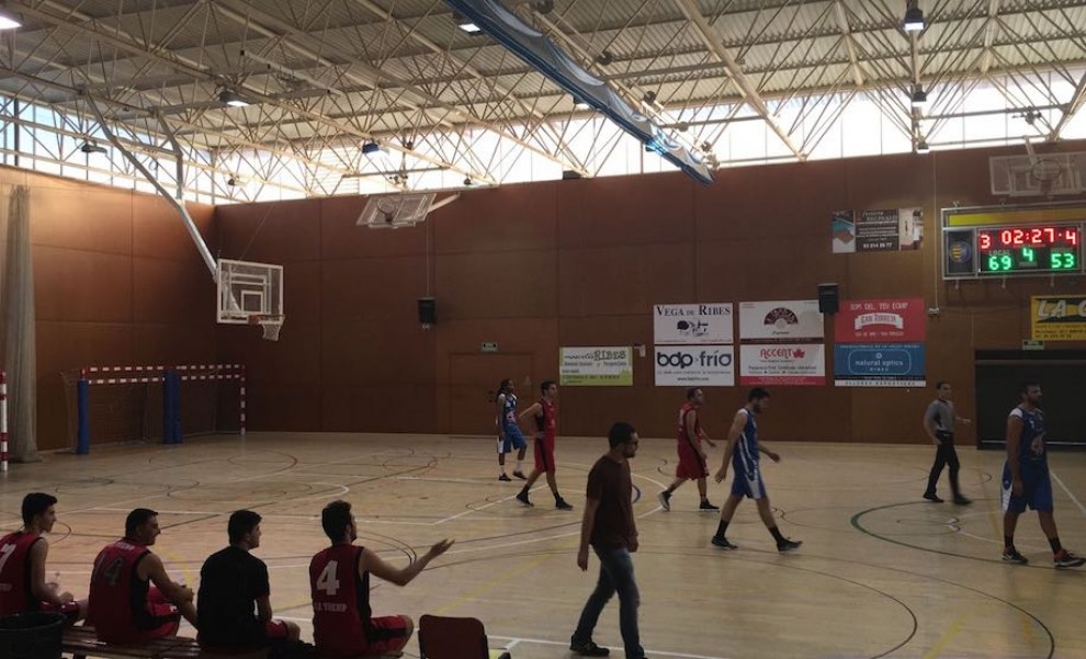 El Tremp va perdre en el seu retorn a Segona Catalana