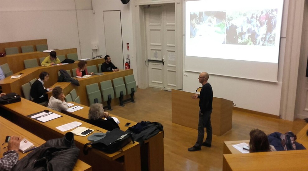 El coordinador del projecte, Guillem Puras, durant l'exposició 