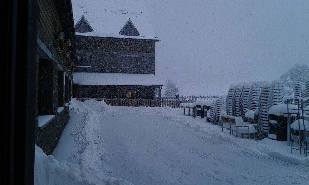 La nevada ha estat abundant aquesta matinada a l’estació de Port Ainé