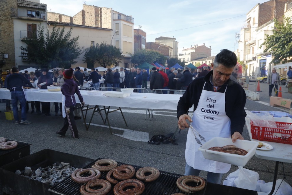 La fira comença amb un esmorzar popular a la plaça Capdevila