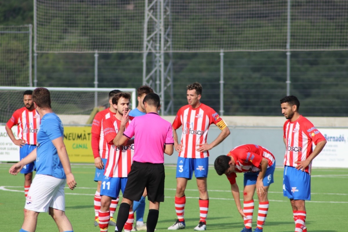 El CF Pobla va haver de jugar dos partits en menys de tres dies per decisió federativa