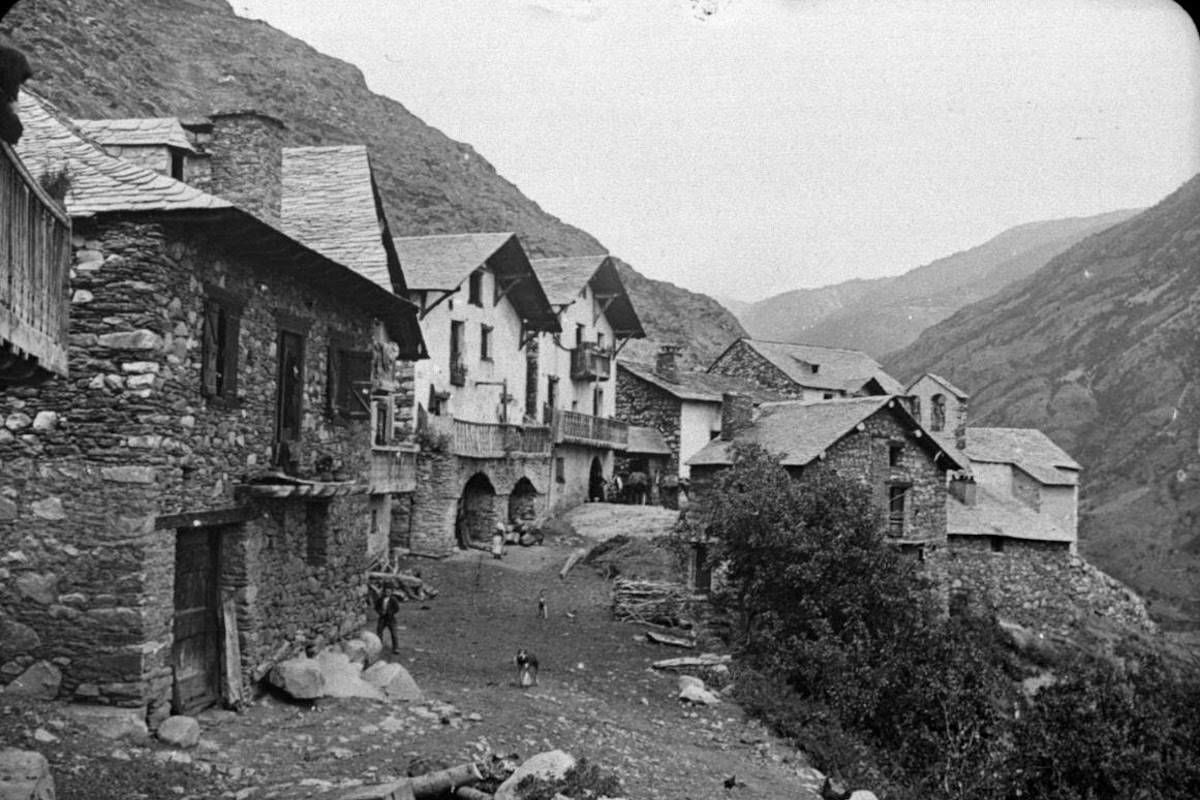  El poble d'Àrreu a principis de segle XX