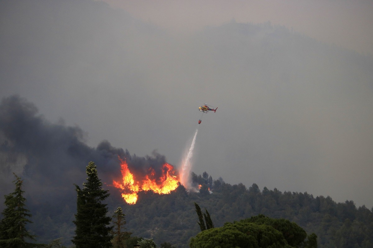 L'incendi de Baldomar ja afecta 1.300 hectàrees