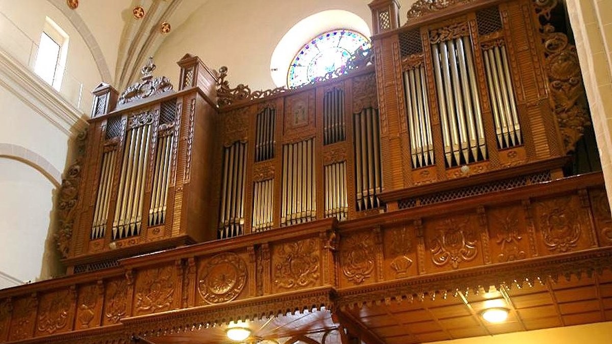 Imatge de l'orgue de la basílica de Valldeflors de Tremp
