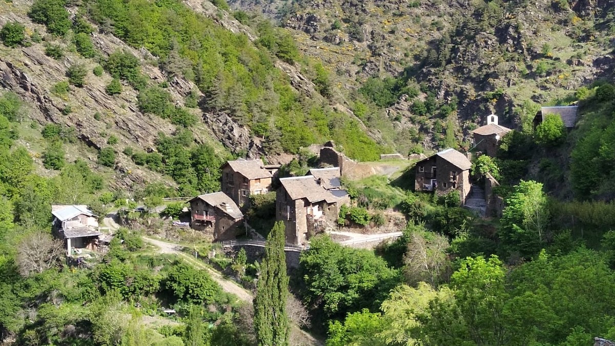 Vista del poble de Romadriu
