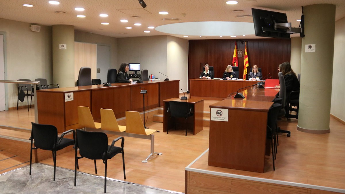 L'Audiència de Lleida amb el banc dels acusats buit aquest dijous