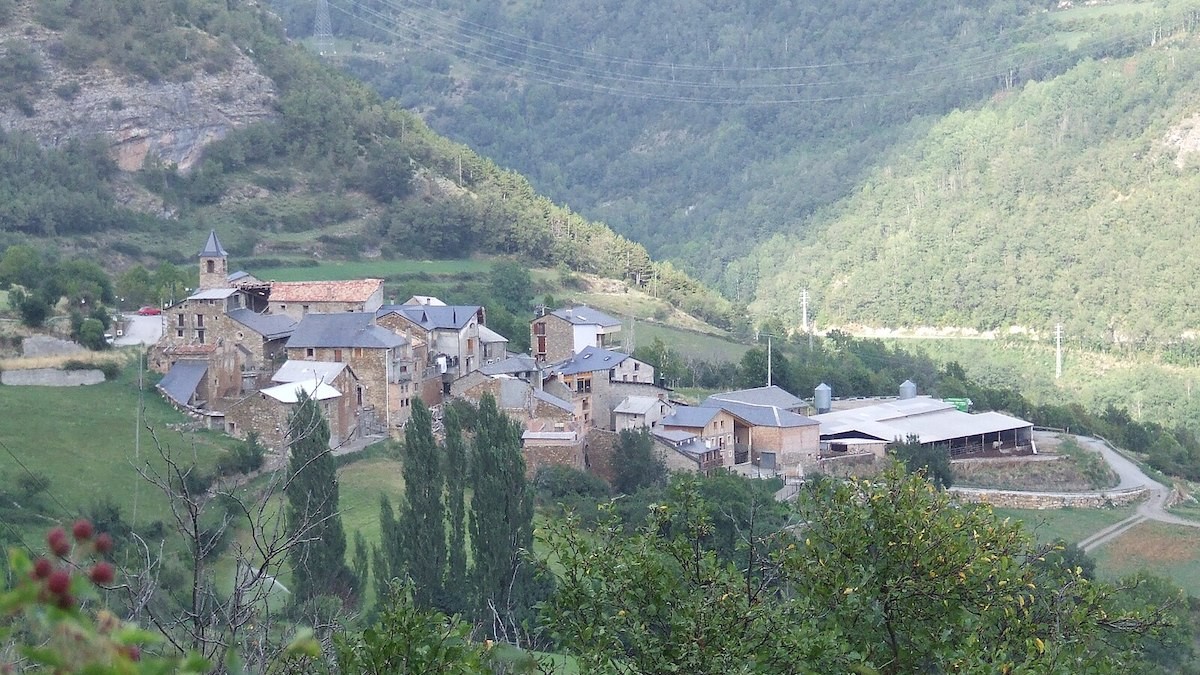 Pla general del poble d'Astell, un dels pobles afectats