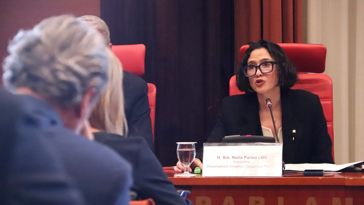 La consellera d'Interior, Núria Parlon, aquest dimarts al Parlament