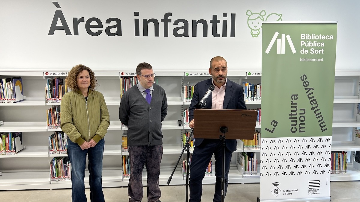 La consellera de Cultura, Sònia Hernández, ha inaugurat l'equipament cultural