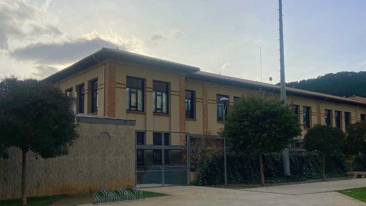 Imatge exterior de l'Escola Els Raiers