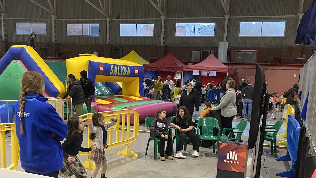 Zona d'inflables de la Cucaliu, al pavelló del Casal