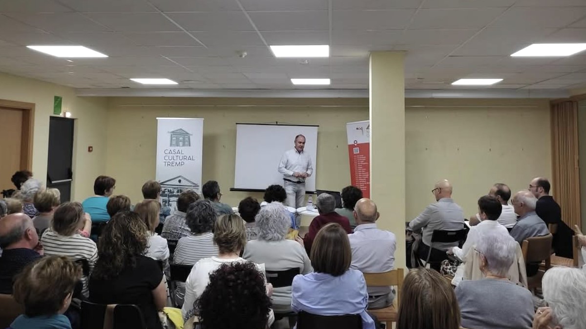 Conferència de Jacinto Bonales, director de l'Arxiu Comarcal del Pallars Jussà