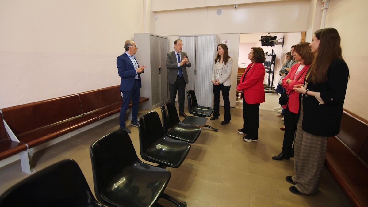 El conseller Espadaler visitant el jutjat trempolí aquest divendres