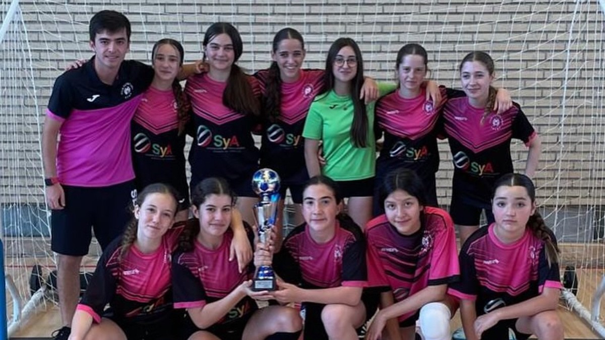 L'equip Infantil femení A del CFS Tremp
