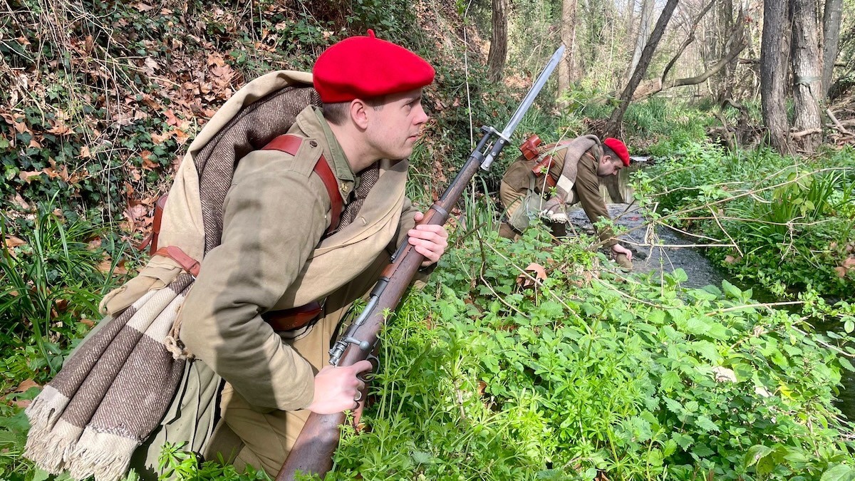 Dos soldats nacionals durant una recreació històrica