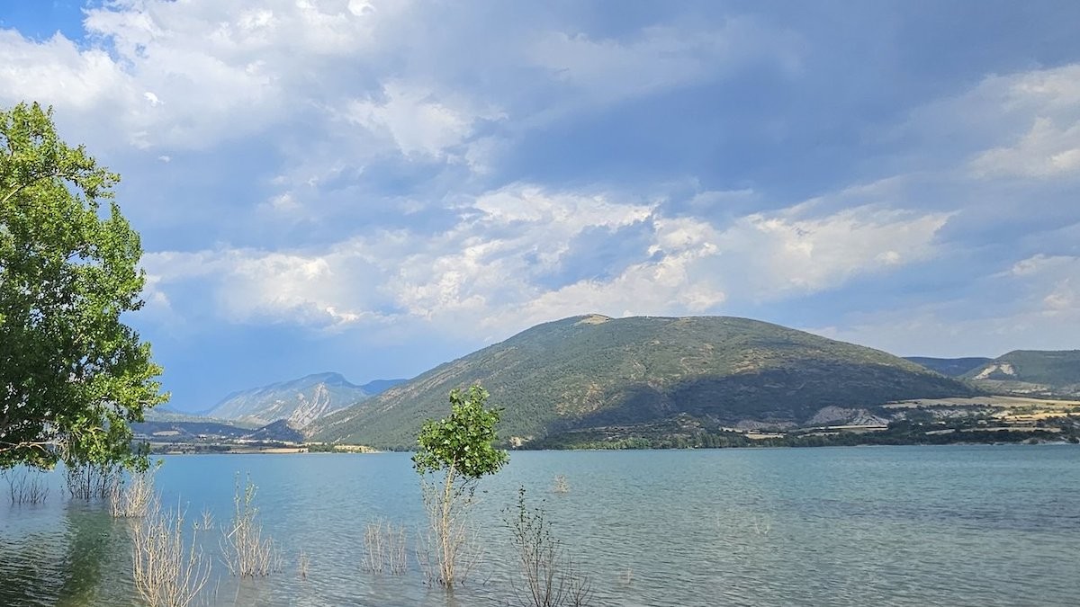Imatge del pantà de Sant Antoni a la zona de Salàs de Pallars