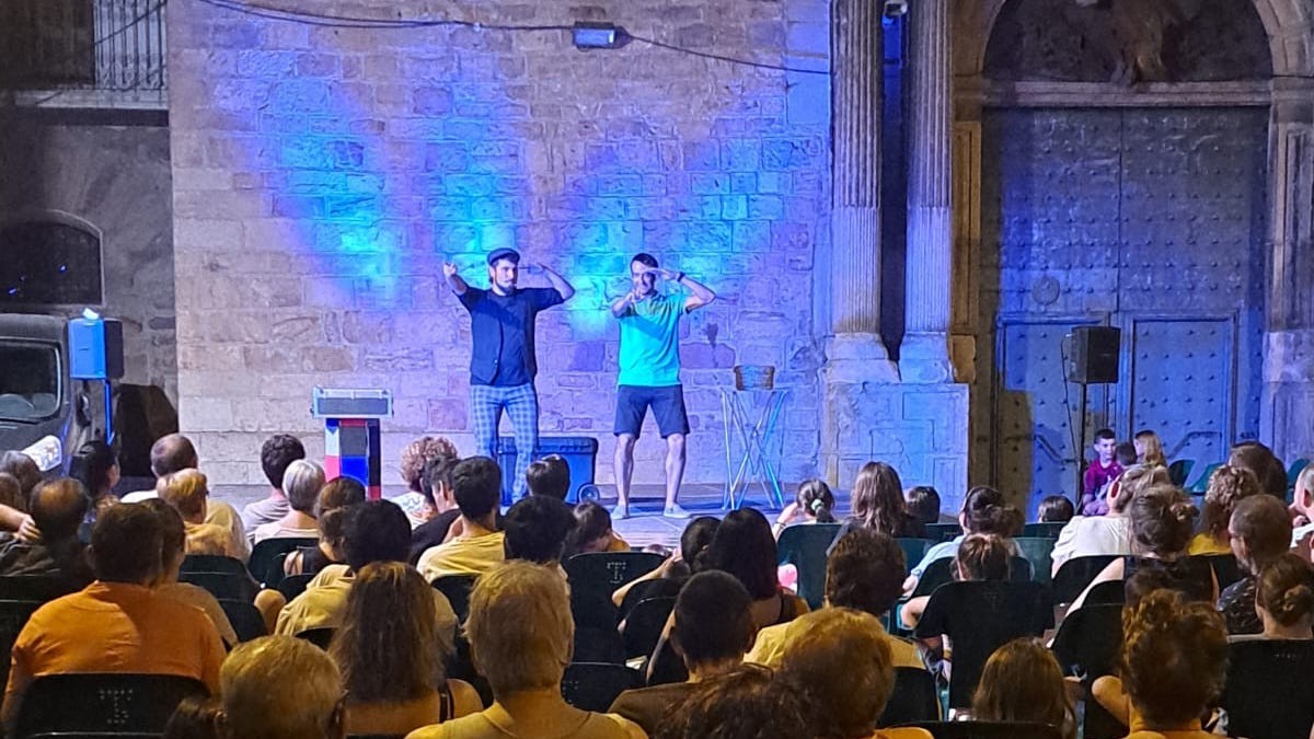 Imatge d'una activitat d'estiu al carrer a Tremp