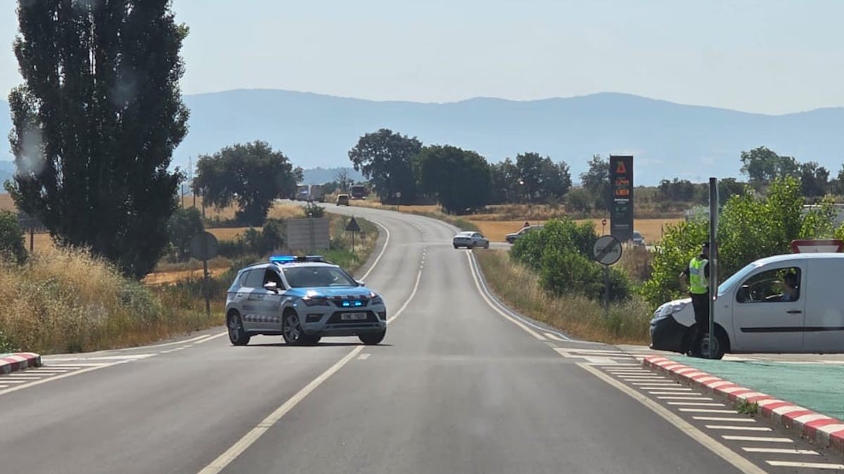 Mossos han tallat la via uns metres més enllà de l'accident