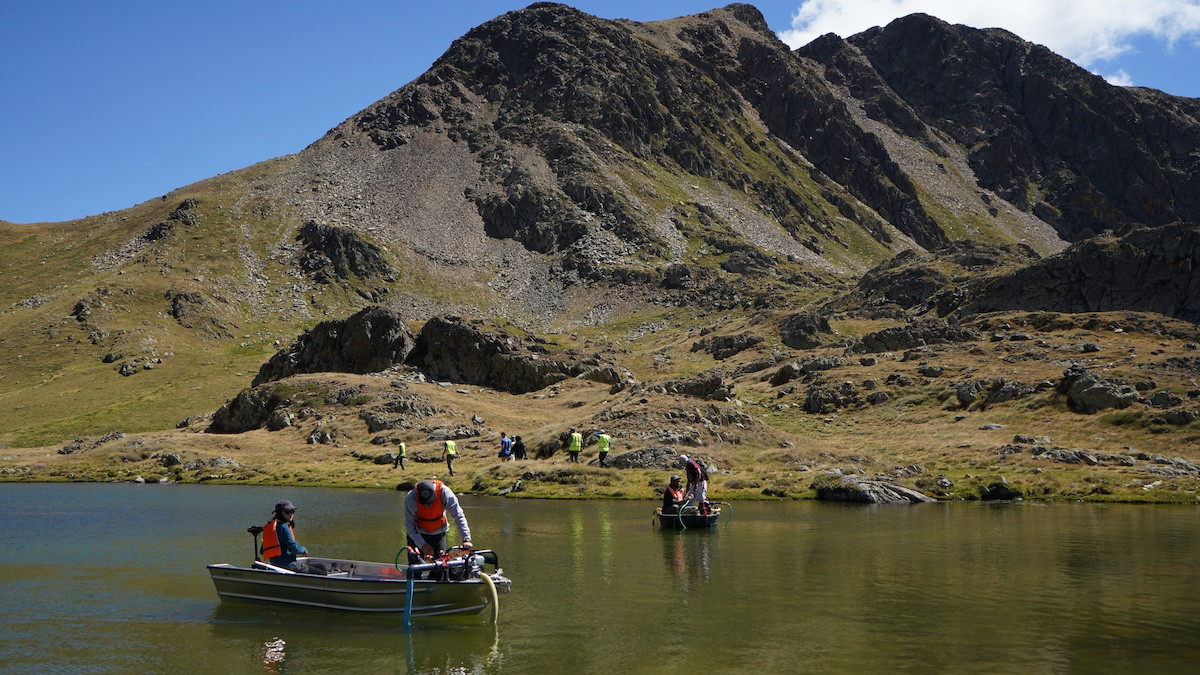 La iniciativa forma part d'una estratègia més àmplia per restaurar hàbitats aquàtics d'alta muntanya
