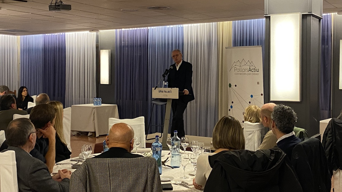 Antón Costas, durant la seva ponència