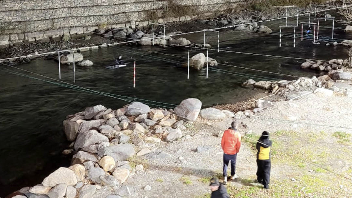 El camp de regates l'Aigüerola ha estrenat nova il·luminació