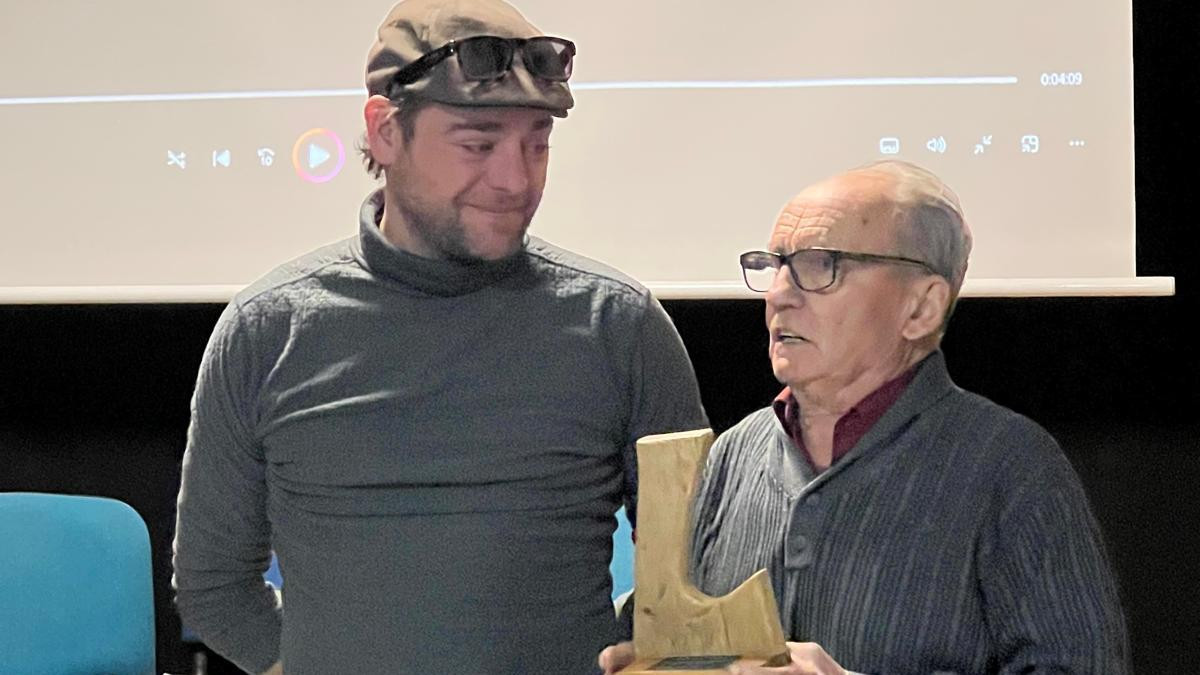 Gelonch i Molins durant l'entrega del guardó