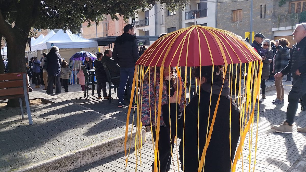 Imatge d'una activitat de foment de la lectura a la Pobla de Segur