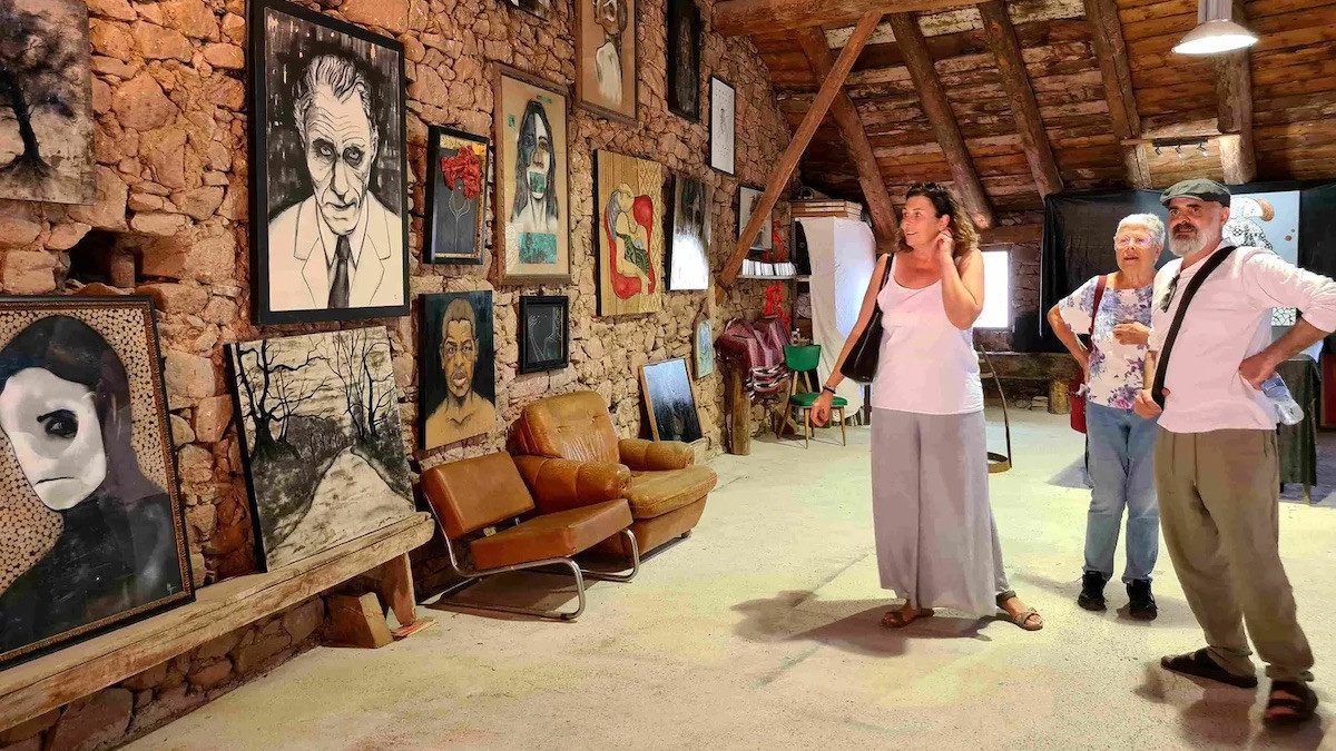 Imatge d'una exposició al Terra Roia Arts Festival