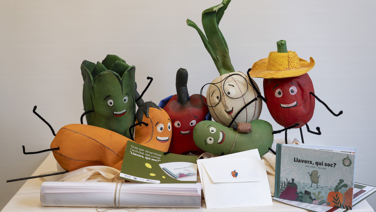 Contingut del lot didàctic que Alba Jussà ha repartit entre els centres