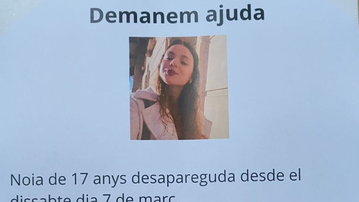 Cartells per intentar localitzar l'Ares, desapareguda el passat dia 7