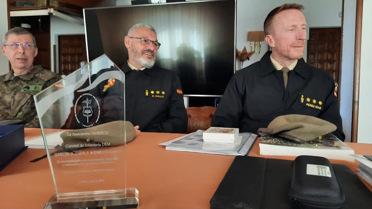 Pérez Díaz, a la dreta, substitueix Rodríguez Gallo, al centre