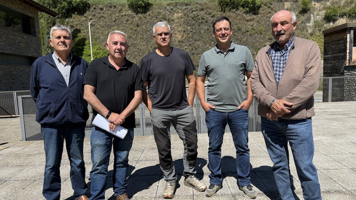 Representants dels ramaders i ASAJA, aquest dimarts a Sort