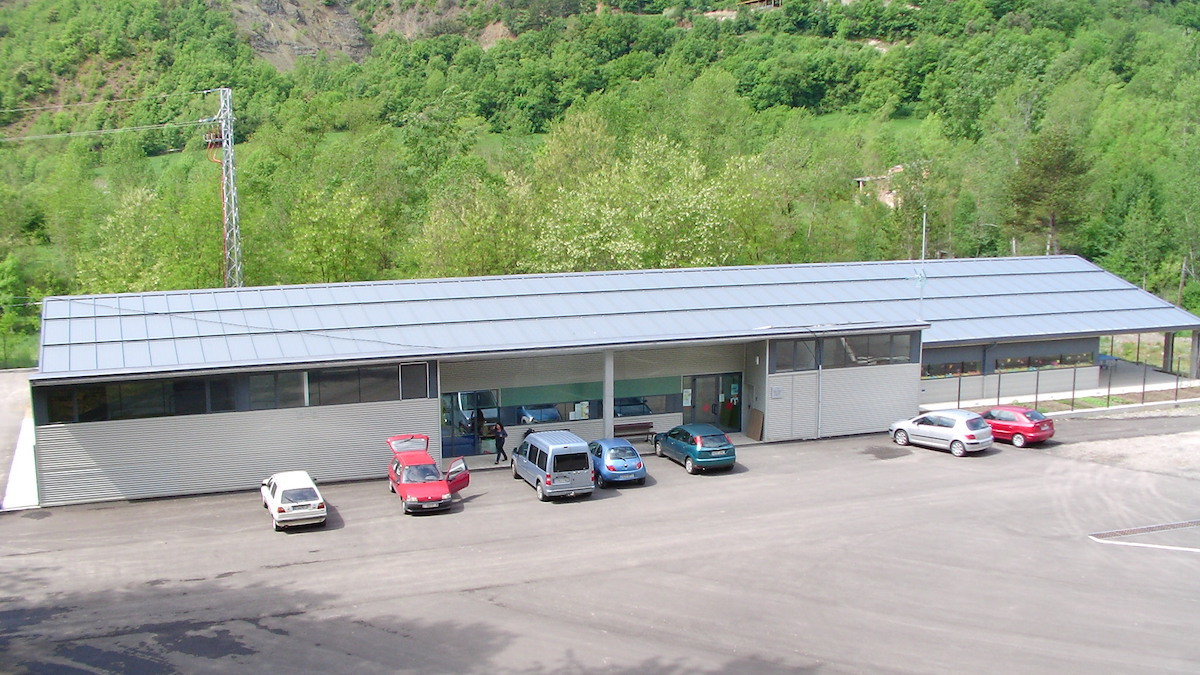 Imatge general de l'Escola La Vall Fosca, a la Plana de Mont-ros