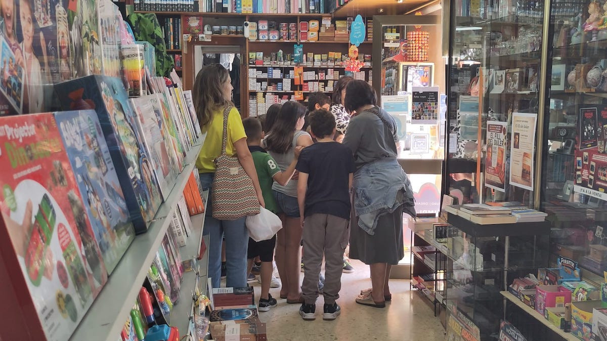 Els alumnes de 3r i 4t de Primària d'Isona visitant Casa Roya
