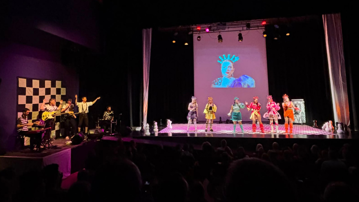 La representació de REINES a l'Espai Cultural La Lira de Tremp