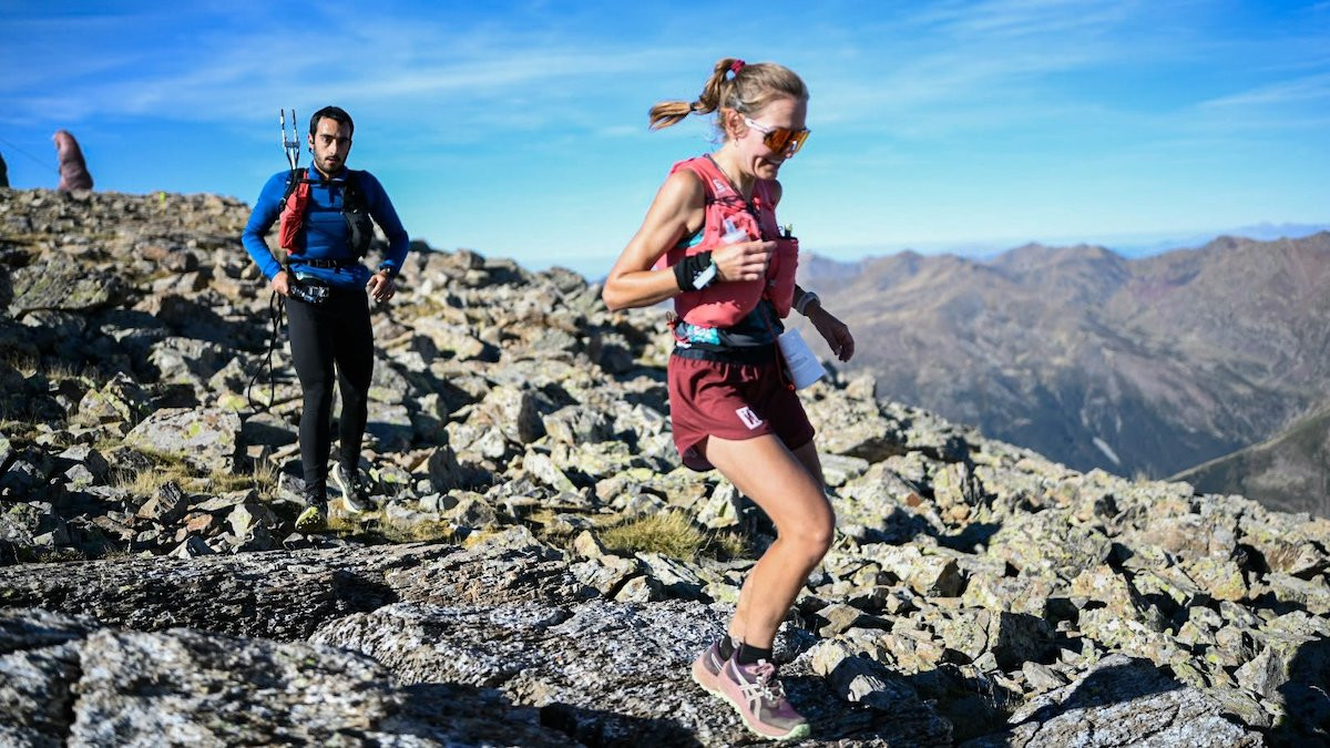 Dos corredors participant a la Mitja+ de la Rialp Matxicots 2026